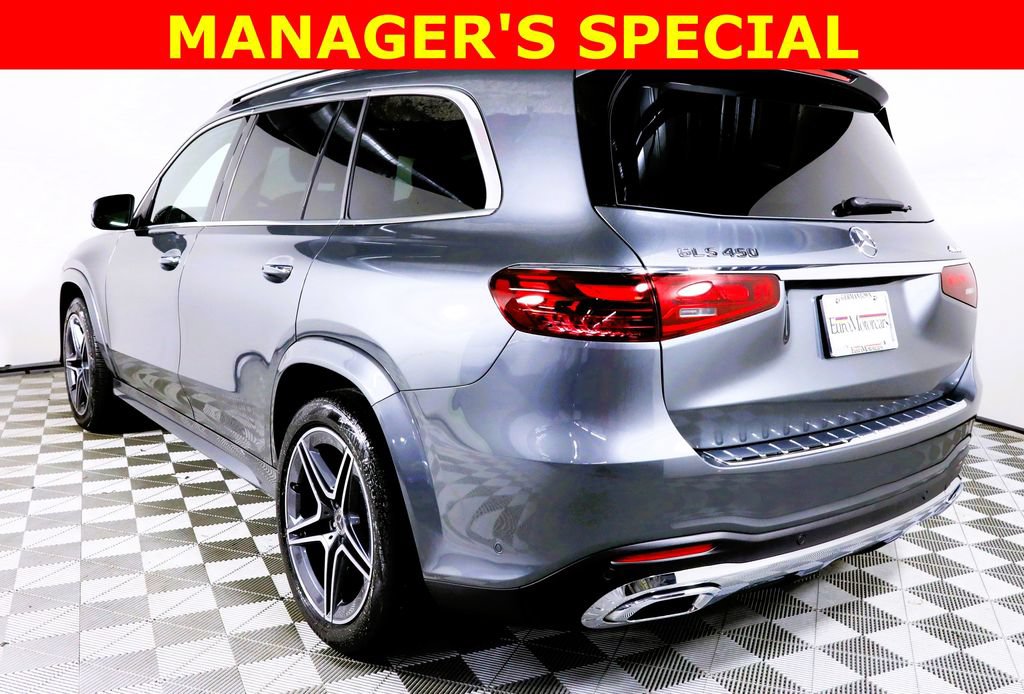 Used 2025 Mercedes-Benz GLS 450 4MATIC image 4