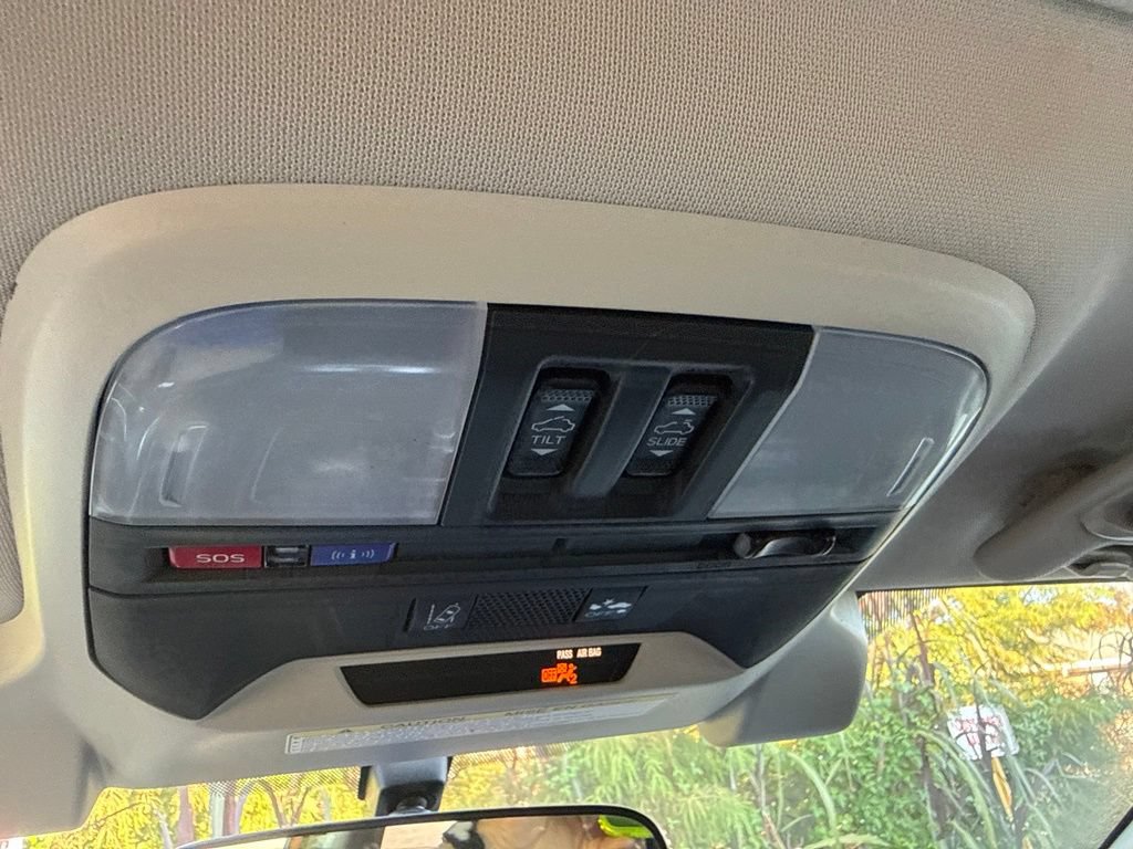 Used 2019 Subaru Crosstrek 2.0i Premium AWD/4WD image 17