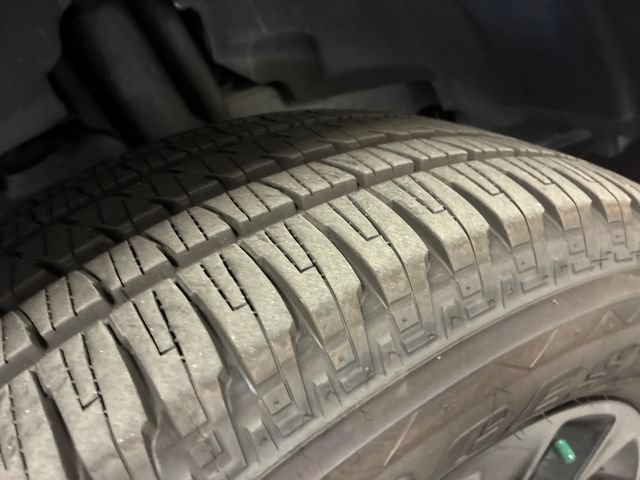 Used 2021 Jeep Wrangler Unlimited Sahara AWD/4WD image 29