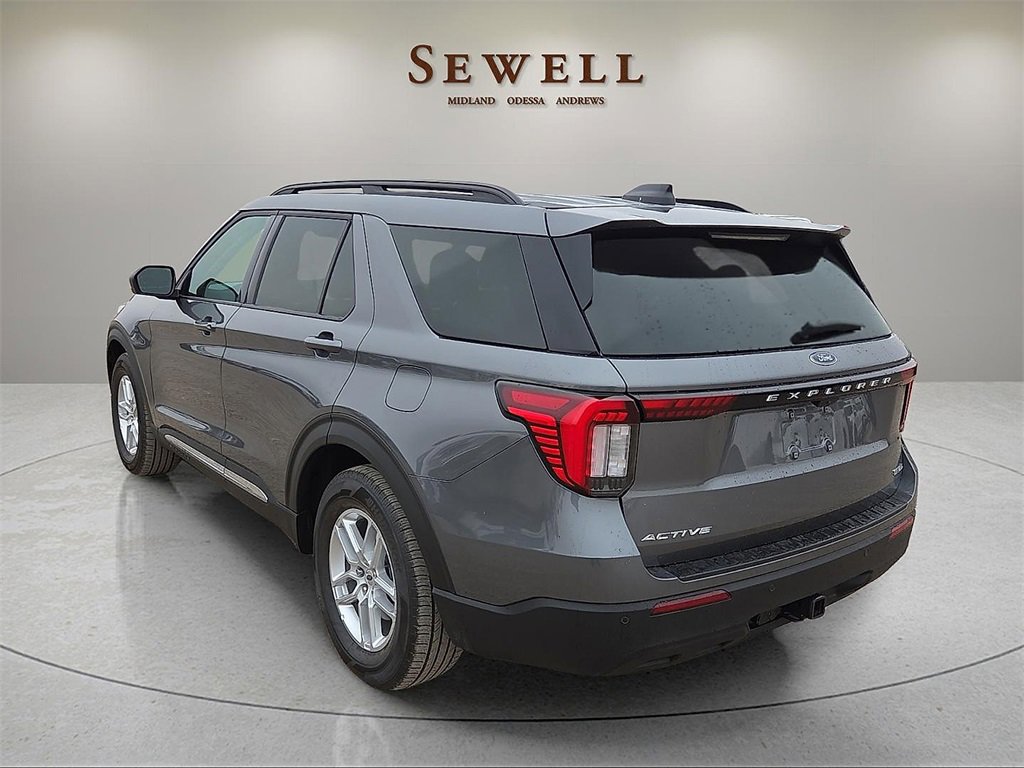New 2025 Ford Explorer Active image 3