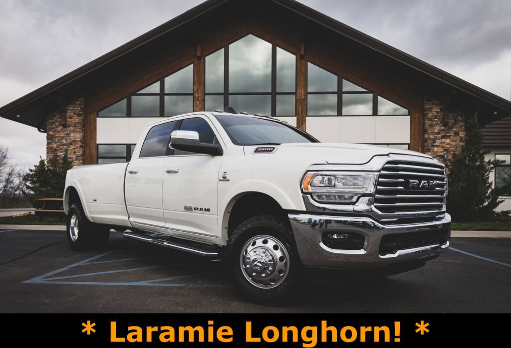 Used 2022 RAM 3500 Limited image 1