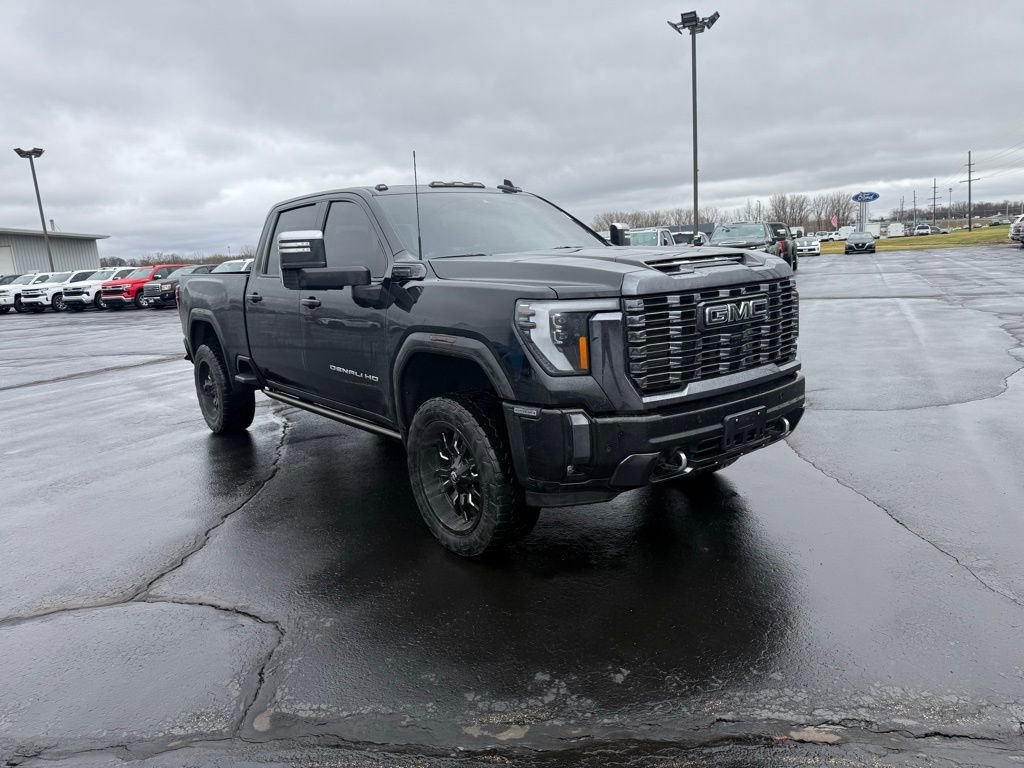 Used 2024 GMC Sierra 2500 Denali Ultimate w/ Snow Plow Prep/Camper Package image 5