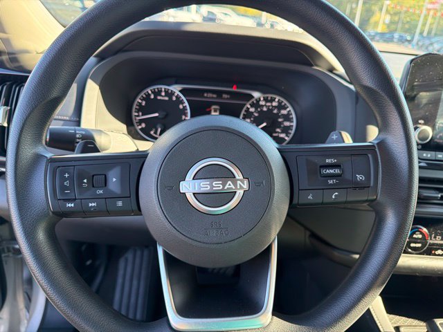 Used 2025 Nissan Pathfinder S FWD image 26
