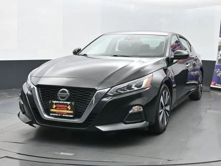 Used 2022 Nissan Altima 2.5 SV
