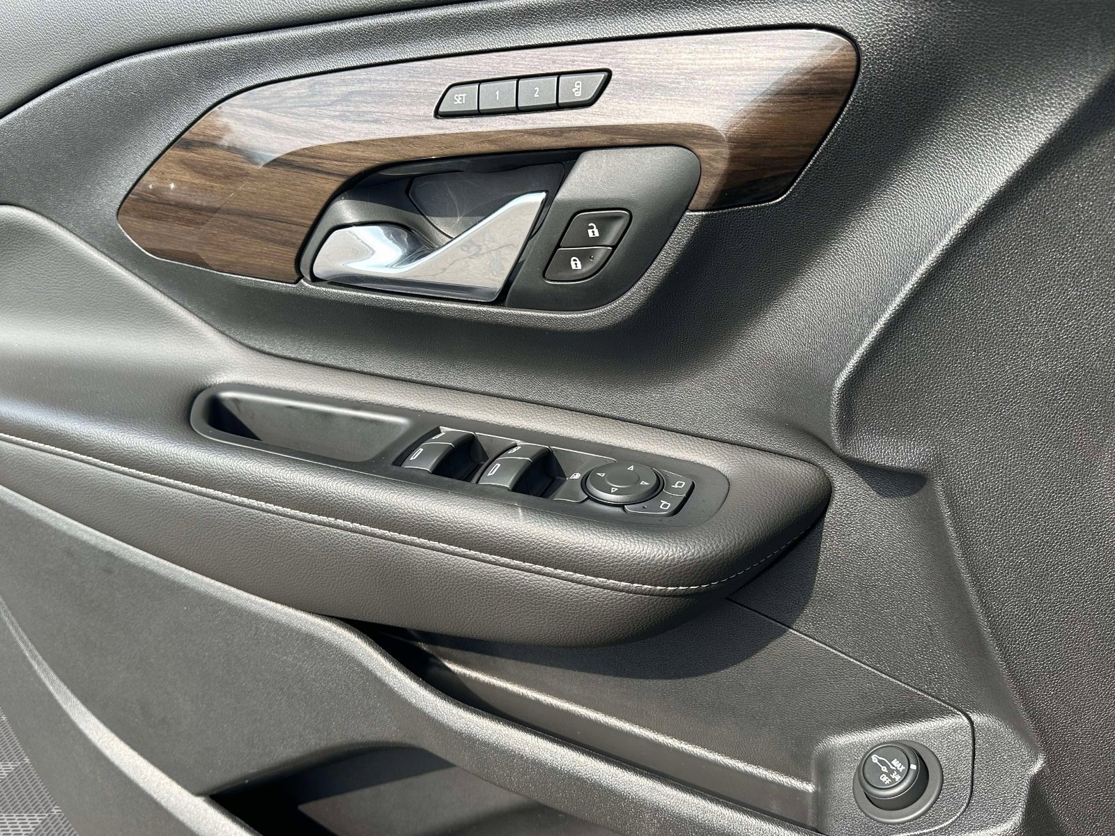 Used 2020 GMC Terrain Denali image 24