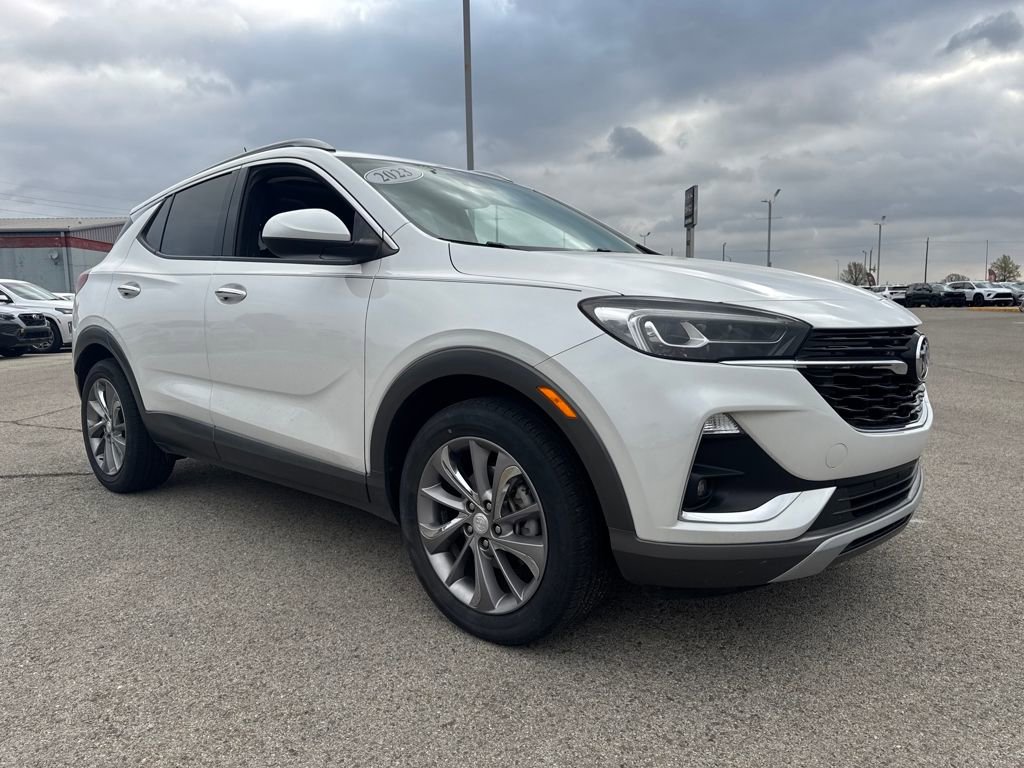 Used 2023 Buick Encore GX Essence w/ Experience Buick Package image 9