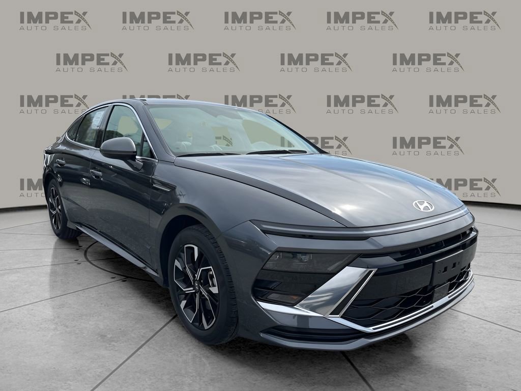 Used 2025 Hyundai Sonata SEL FWD image 7