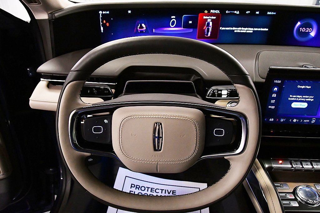 Used 2024 Lincoln Nautilus Reserve image 17