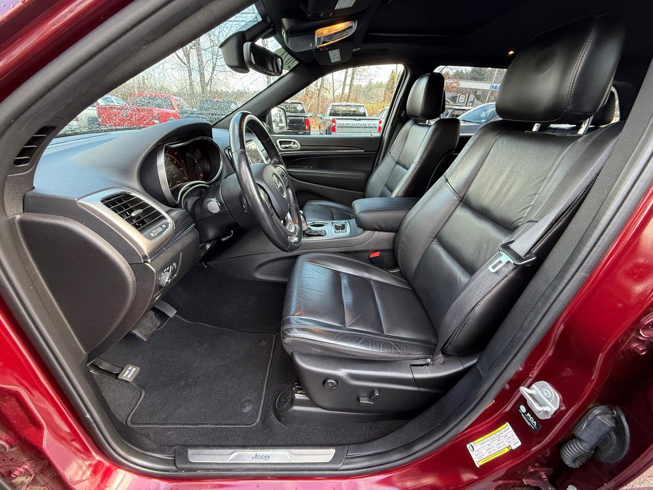 Used 2021 Jeep Grand Cherokee Limited image 11