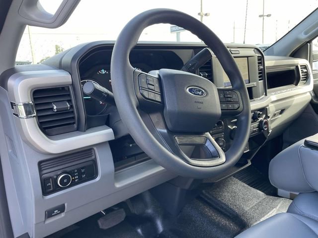 New 2026 Ford F550 4x4 Supercab Super Duty image 14
