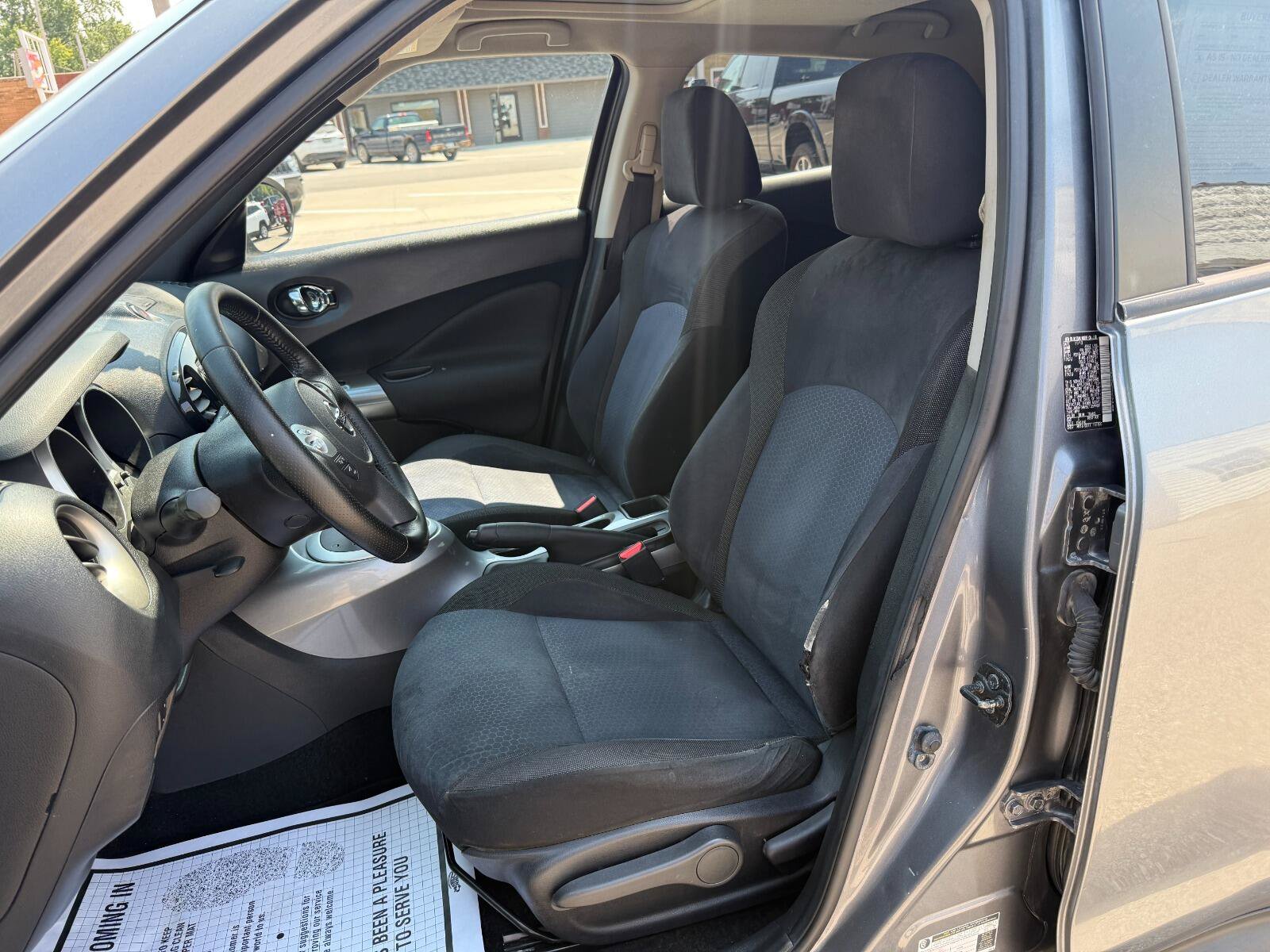 Used 2014 Nissan Juke SV w/ Navigation Package AWD/4WD image 10