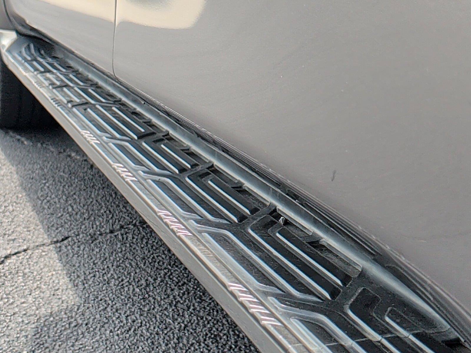 Used 2017 INFINITI QX80 2WD image 36
