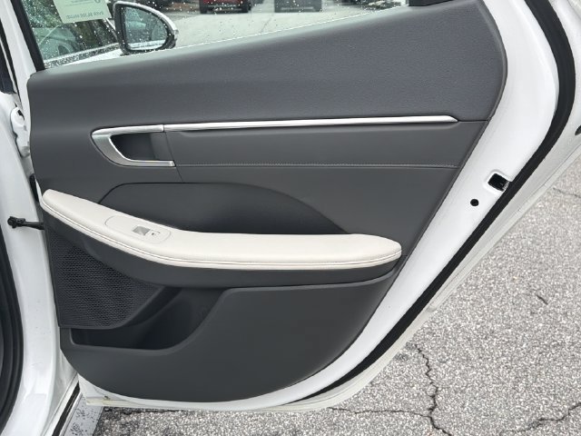 Certified 2022 Hyundai Sonata Limited w/ Preferred Accessory Package FWD image 19