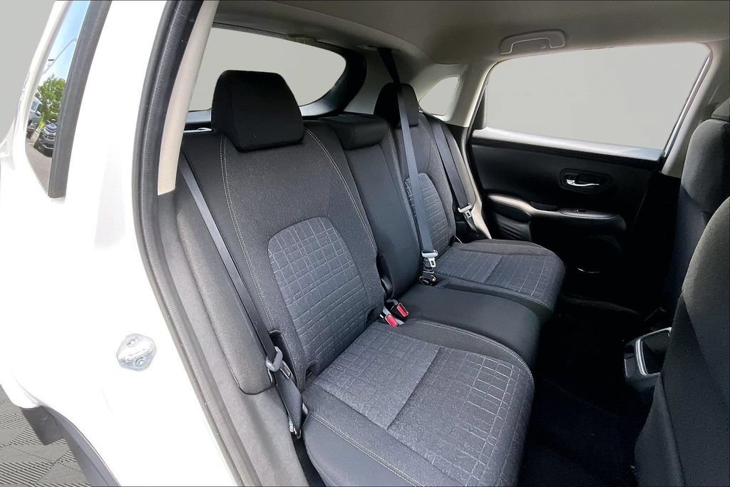 Certified 2026 Honda HR-V LX image 17
