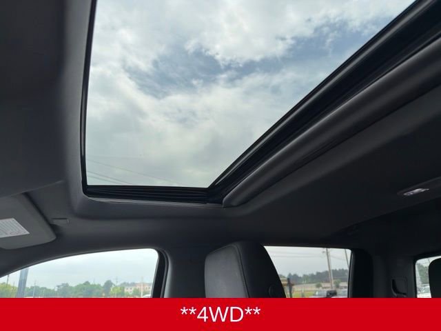 Used 2021 Chevrolet Silverado 2500 LTZ w/ Z71 Chrome Sport Edition AWD/4WD image 12