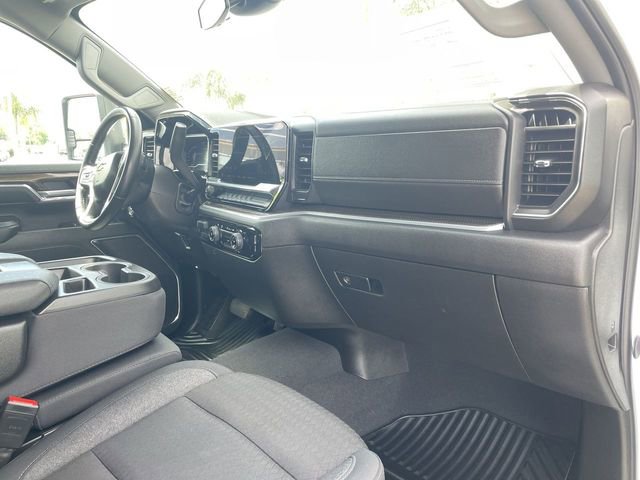 Used 2024 Chevrolet Silverado 2500 LT AWD/4WD image 28