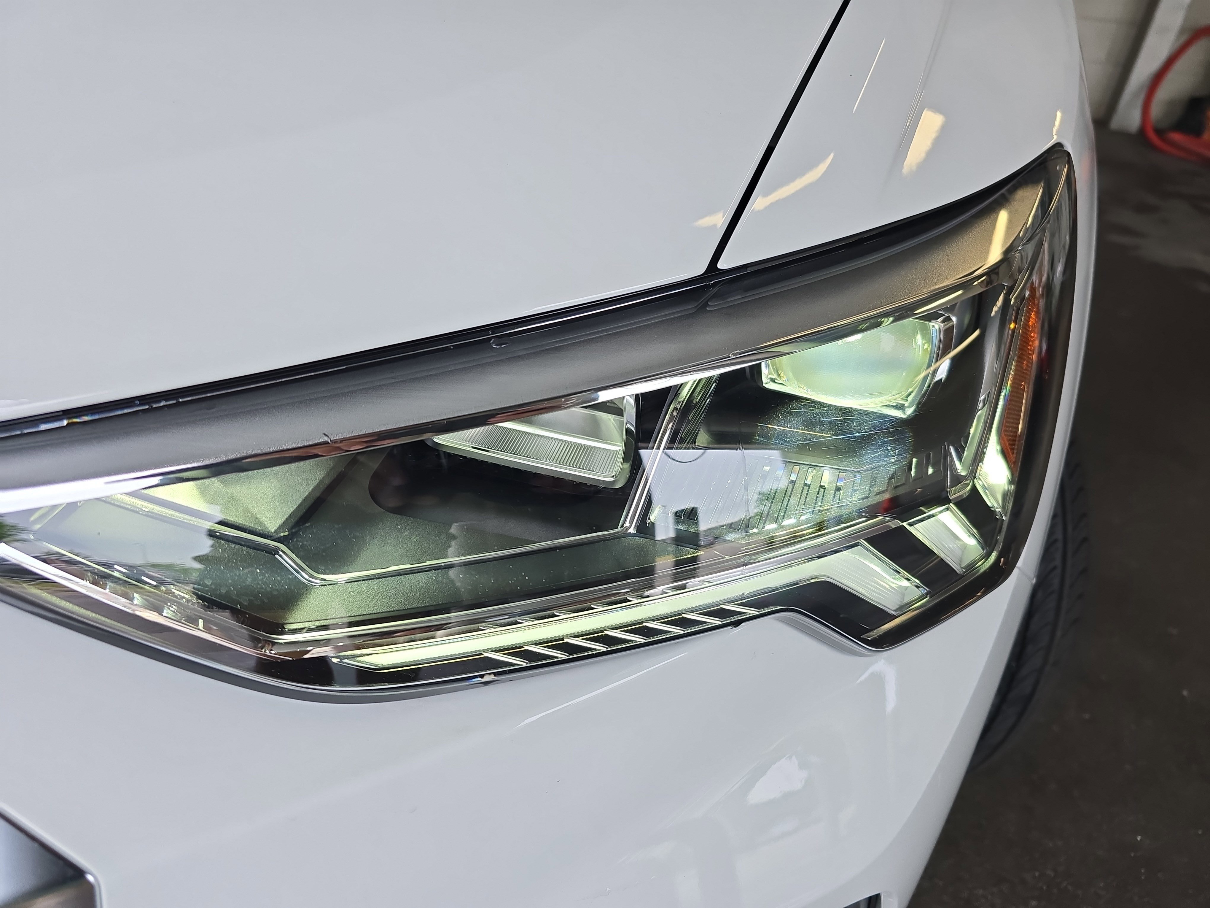 Certified 2025 Audi Q3 2.0T Premium w/ Convenience Package AWD/4WD image 29