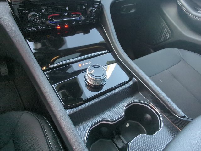 New 2026 Jeep Grand Cherokee Laredo X AWD/4WD image 18