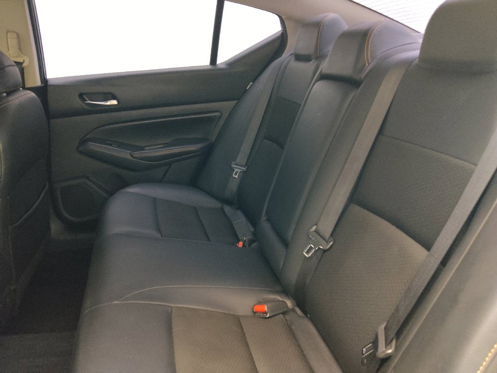 Used 2020 Nissan Altima 2.5 SR FWD image 18