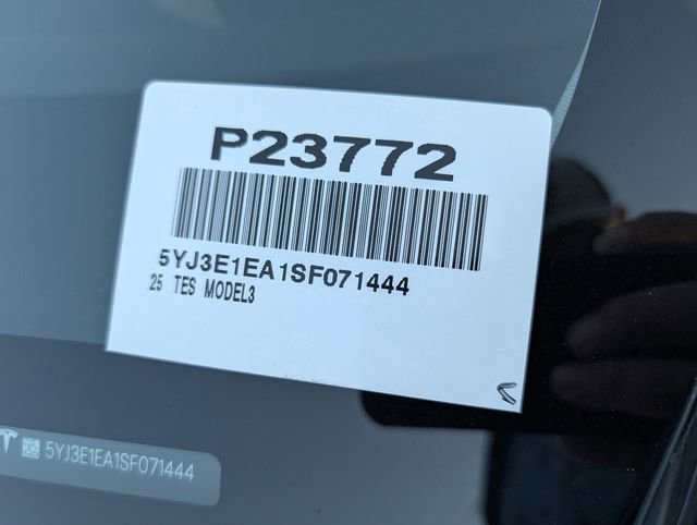 Used 2025 Tesla Model 3 Long Range image 31