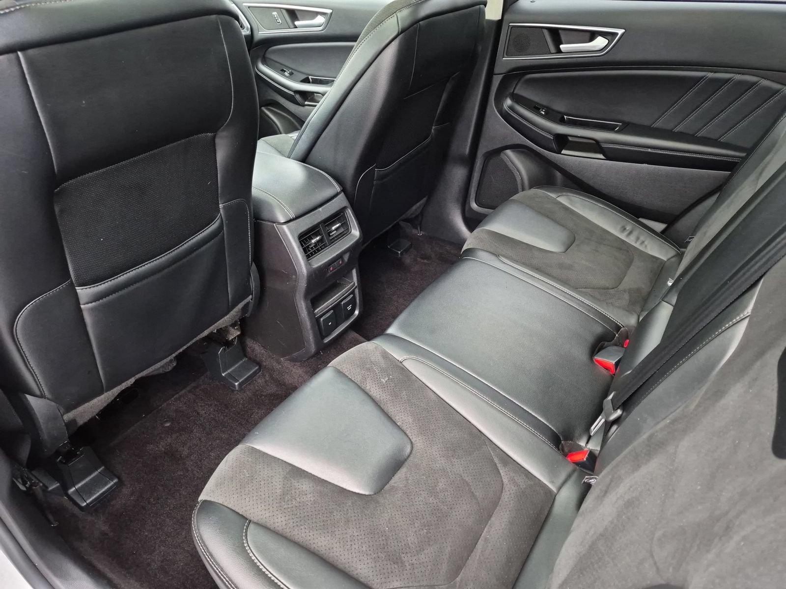 Used 2016 Ford Edge Sport w/ Equipment Group 401A AWD/4WD image 29