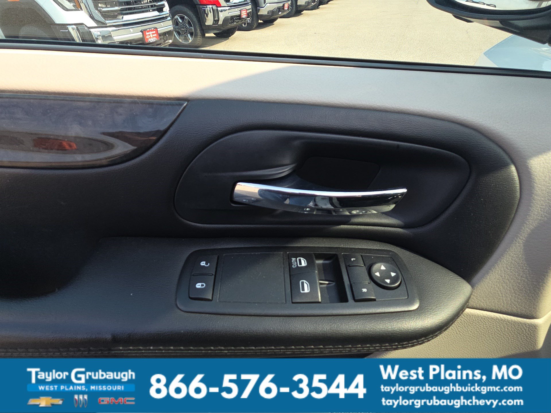 Used 2014 Dodge Grand Caravan SE w/ Quick Order Package 29E SE FWD image 13