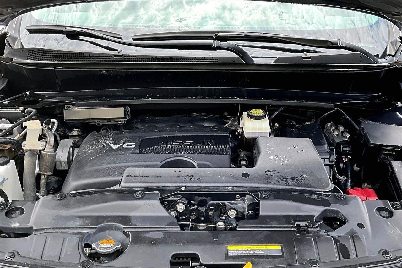 Used 2019 Nissan Pathfinder S image 30