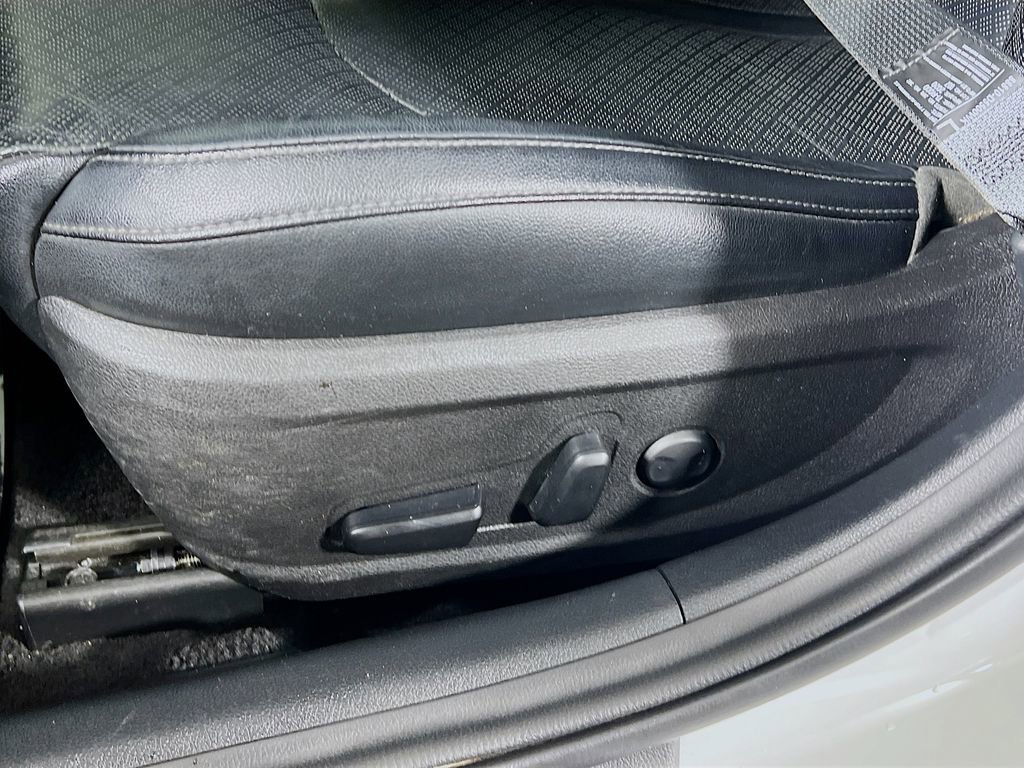 Used 2020 Kia Optima SE image 18