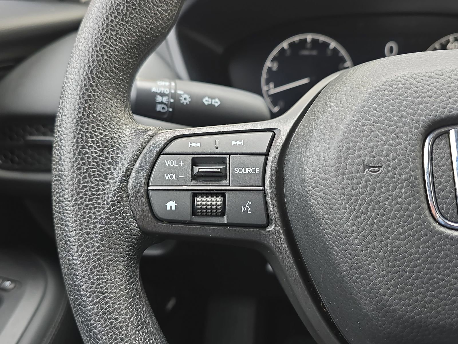 Certified 2024 Honda HR-V LX image 16