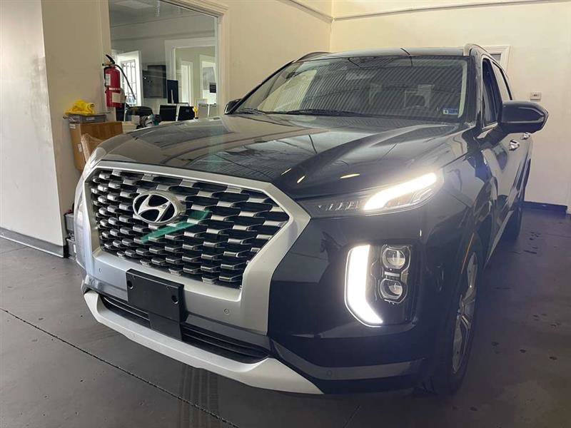 Used 2021 Hyundai Palisade Limited FWD image 3