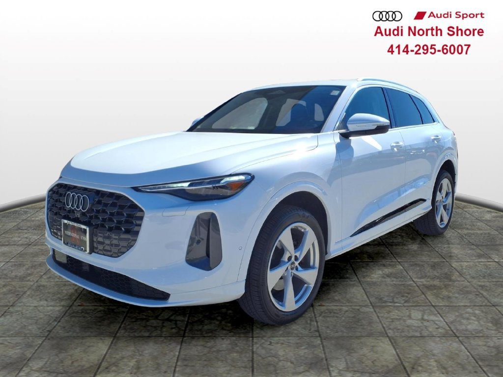 Used 2025 Audi Q5 Premium Plus w/ Premium Plus AWD/4WD image 5