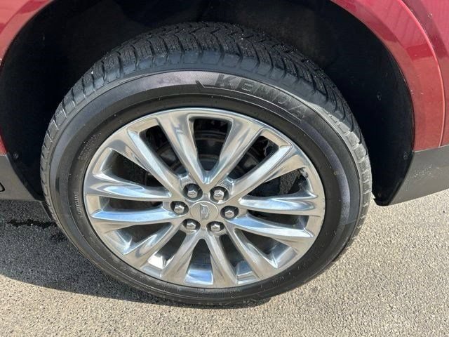 Used 2017 Cadillac XT5 Platinum AWD/4WD image 54