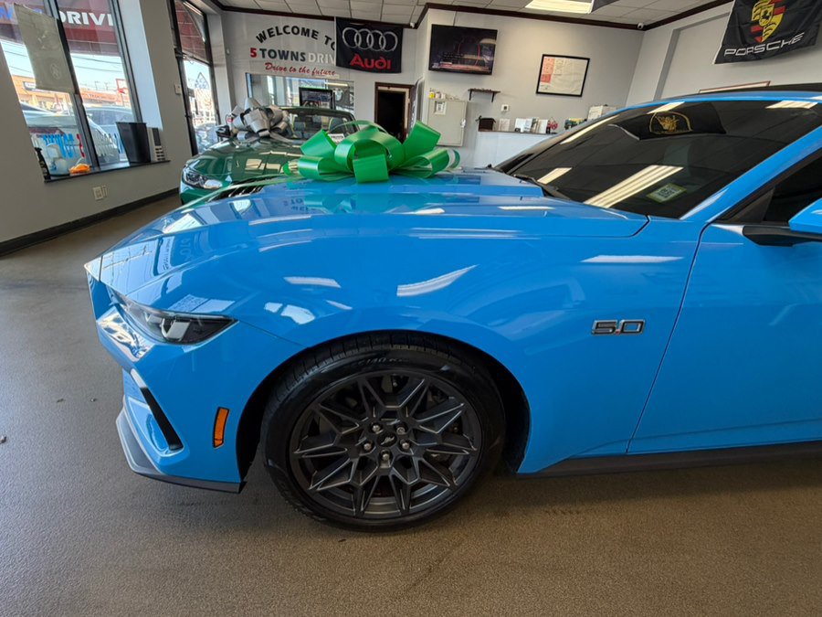 Used 2024 Ford Mustang GT Premium w/ GT Performance Package RWD image 28