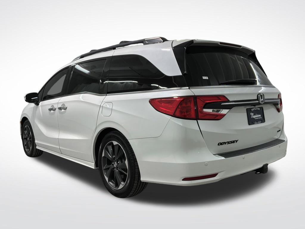 Used 2021 Honda Odyssey Elite image 2