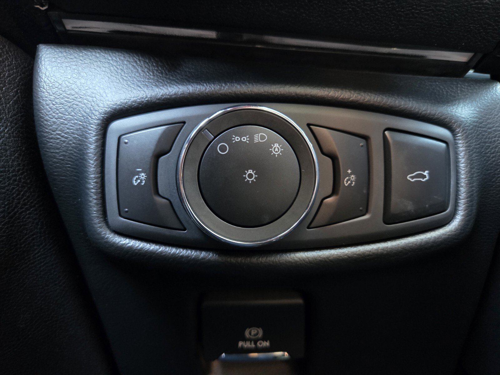 Used 2020 Lincoln MKZ Reserve w/ Elements Package image 22