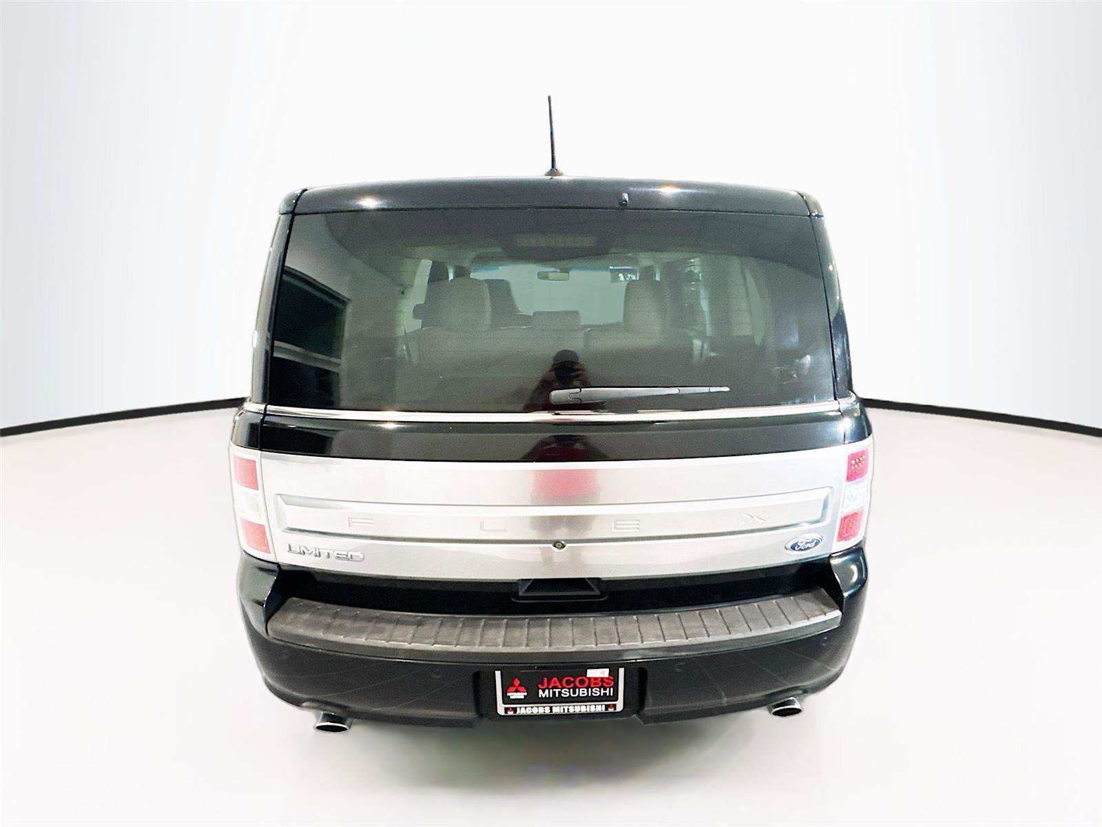 Used 2018 Ford Flex Limited image 4
