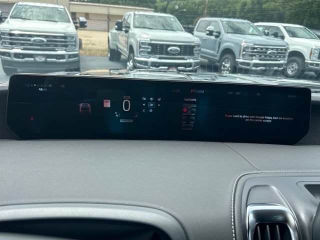 New 2027 Ford Expedition Platinum w/ Stealth Performance Package AWD/4WD image 16