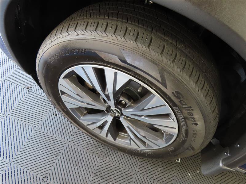 Used 2023 Nissan Rogue SV AWD/4WD image 6