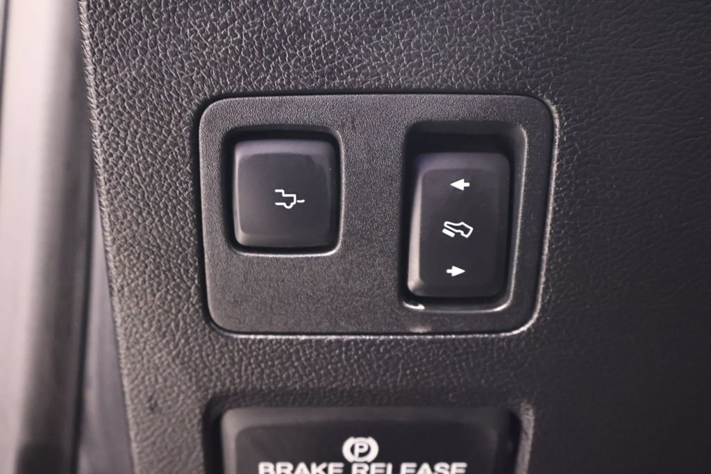 Certified 2019 Ford F450 Platinum w/ Platinum Ultimate Package AWD/4WD image 31
