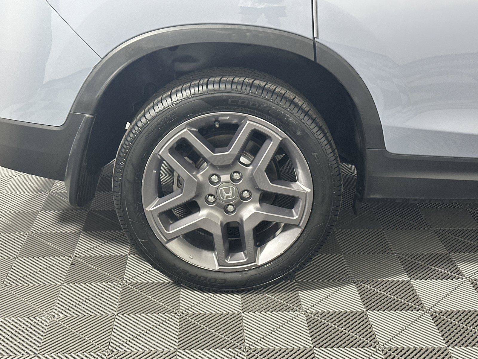Used 2023 Honda Passport EX-L image 18