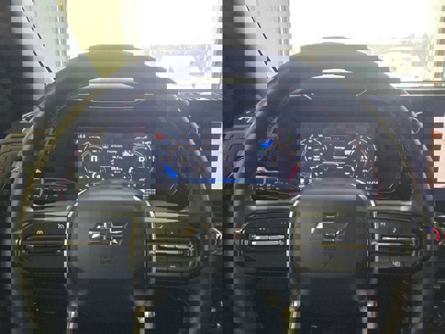 Used 2024 Chevrolet Colorado Z71 w/ Z71 Convenience Package 2 image 29