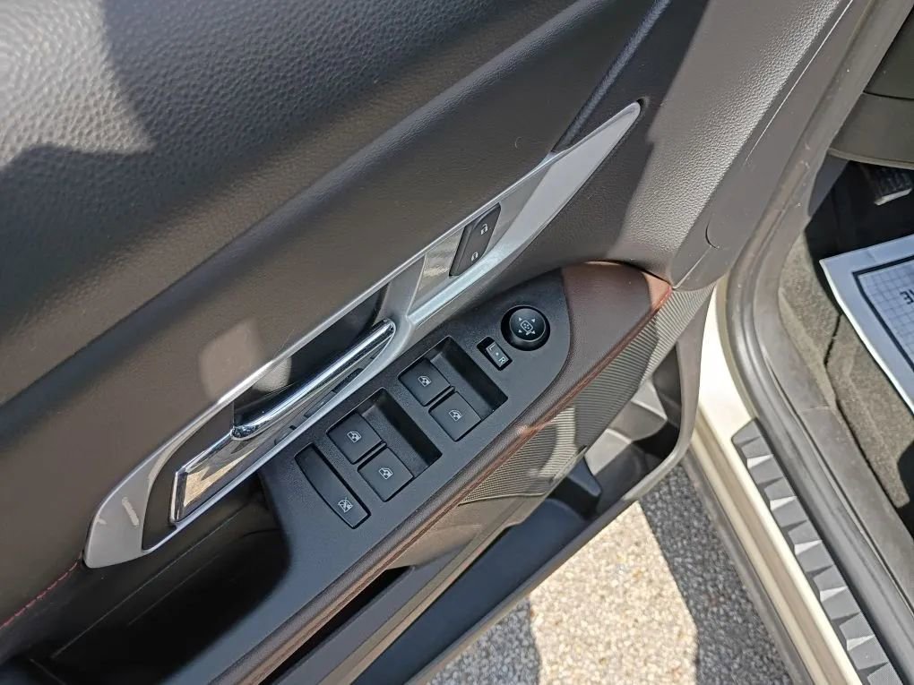 Used 2013 GMC Terrain SLT FWD image 10