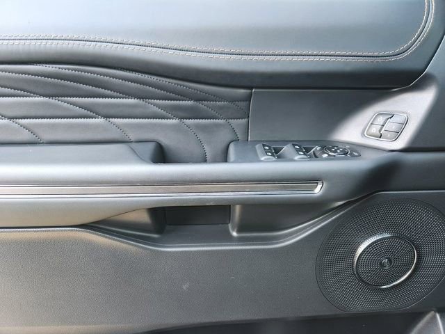 Used 2023 Ford Expedition Max Platinum RWD image 20