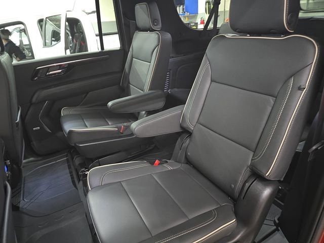 New 2026 Chevrolet Suburban Premier w/ Sun And Tow Package image 18