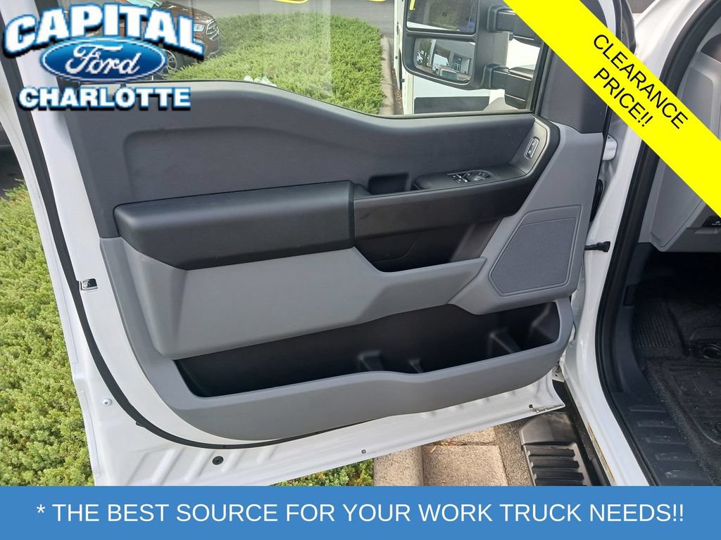 New 2024 Ford F450 XL w/ XL Chrome Package RWD image 8