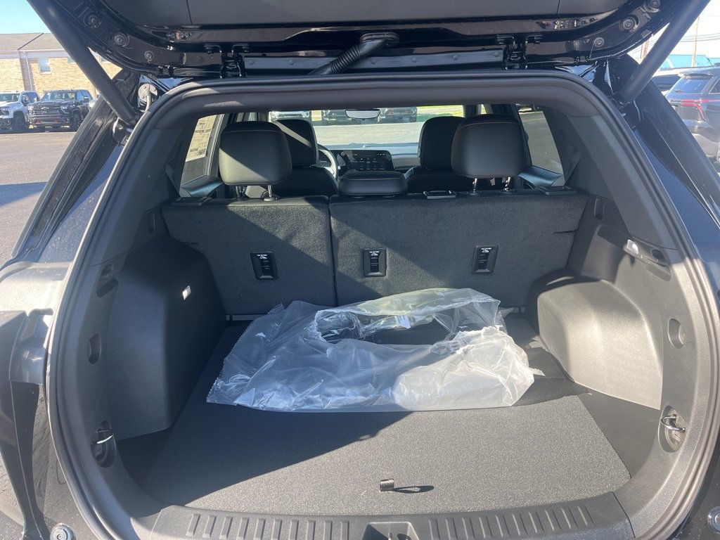 New 2026 Chevrolet Equinox ACTIV w/ Convenience Package III image 5
