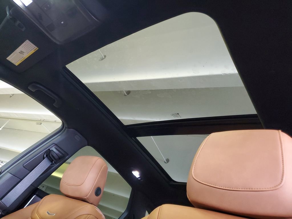 New 2026 Cadillac XT5 Premium Luxury w/ Driver Assist Package FWD image 17