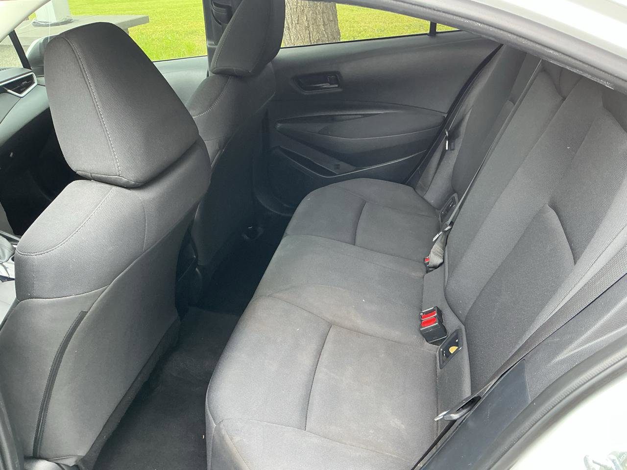 Used 2022 Toyota Corolla LE FWD image 11