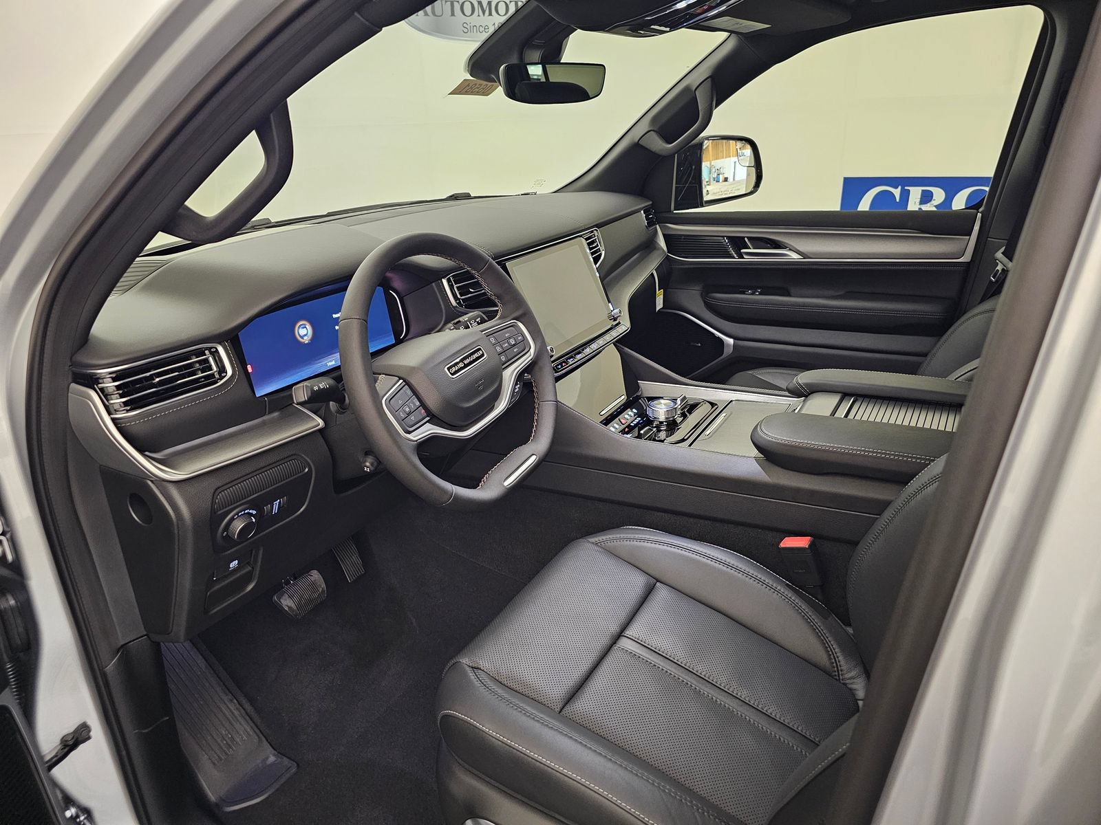 New 2026 Jeep Grand Wagoneer L Limited AWD/4WD image 11