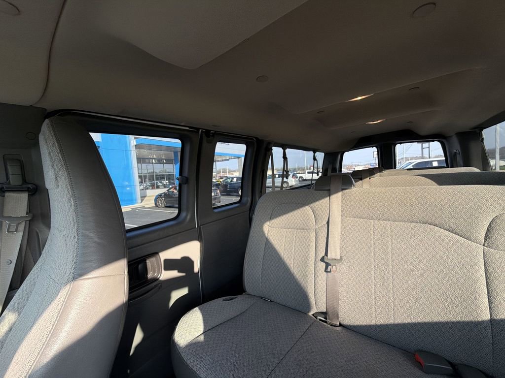Used 2019 Chevrolet Express 3500 LT w/ LT Preferred Equipment Group image 12